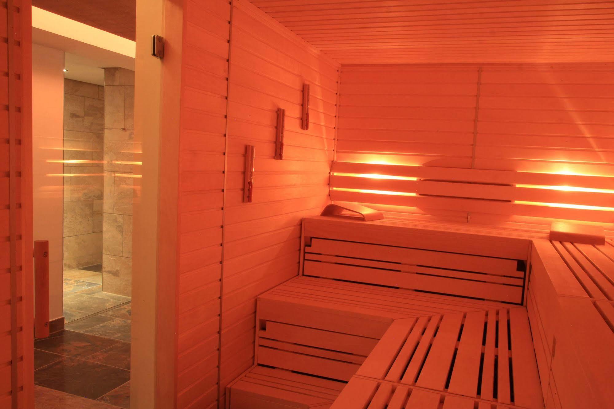 Akzent Hotel Dorn بوسم المظهر الخارجي الصورة